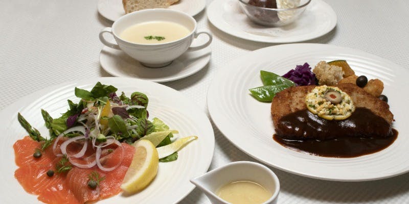 土日、祝日限定 ホリデーランチコース　