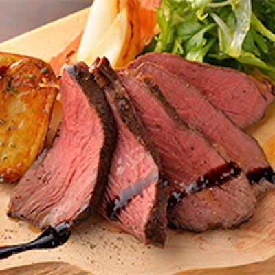 ホテルやレストランで経験を積んだシェフが提供する絶品料理