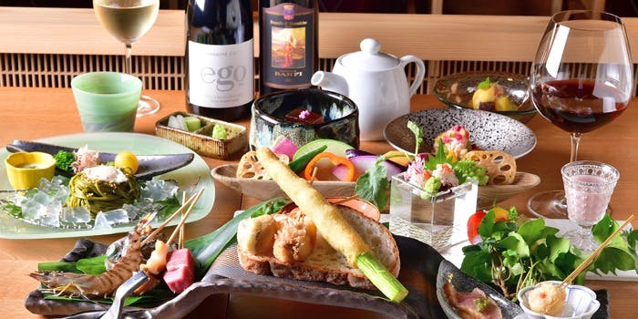 串揚げ 春夏秋冬 Anaクラウンプラザホテル大阪 葵 あおい 四季折々の串揚げ10本 前菜2種 デザートなど全5品 ランチ プラン メニュー 一休 Comレストラン