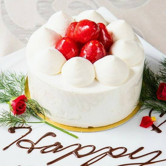 神戸牛 吉祥吉 本店 記念日コース ホールケーキ付 神戸牛ユッケ 神戸牛シチュー 神戸牛ステーキなど全7品 ランチ プラン メニュー 一休 Comレストラン