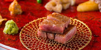 【神戸牛3種類食べ比べコース】神戸牛ステーキ3種食べ比べ、神戸牛炙り肉寿司など - KOBE BEEF RED ONE