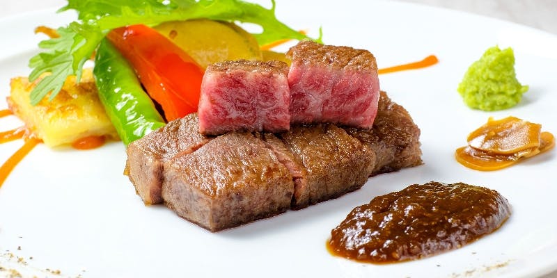 【期間限定・神戸牛年末年始特別コース】神戸牛ビーフシチュー、神戸牛ステーキなど全8品＋1ドリンク付