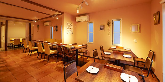 オイスターバル 吉祥寺スパイラル プレミアムコース ワイン3杯マリアージュ 国産生牡蠣 牛フィレ肉ステーキ 牡蠣パスタ デザート全8品 ディナー プラン 10451953 メニュー 一休 Comレストラン