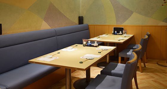 寿し屋の勘八 旬 丸の内店 個室確約 飲み放題付 接待にもオススメ 人気コース 桔梗 旬の厳選握り6貫やお造りなど贅沢に堪能 ディナー プラン メニュー 一休 Comレストラン