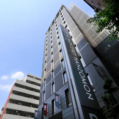 皇居近くに位置する、江戸の伝統と和をイメージした『ホテルモントレ半蔵門』