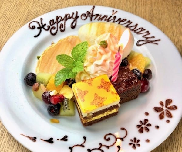 肉 Common Cafe 新宿東口店 Okaimonoモール レストラン