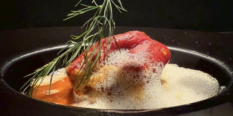 【Xmas2025】ヒグマのオーブン焼き米料理、国産熟成牛プランチャ等全9皿＋乾杯シャンパン付（20：00）