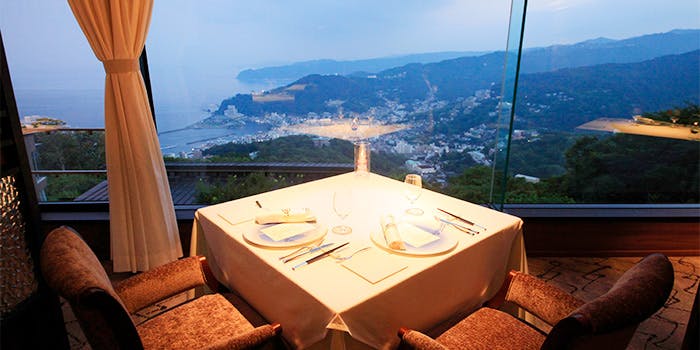 メインダイニング フウガ Main Dining 風雅 ホテルグランバッハ熱海クレッシェンド フランス料理 一休 Comレストラン