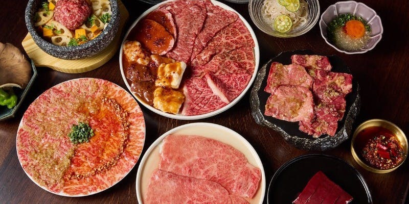 【リッチコース】和牛の焼肉と毎日仕入れる新鮮なホルモン、10種のお肉が楽しめるNo1人気コース