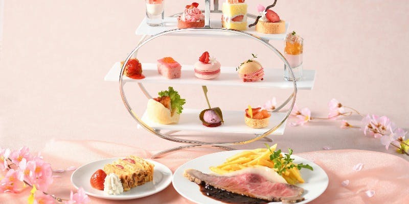 春花の苺イブニングハイティー＋苺のミルフィーユ＆国産ローストビーフ付・2時間カフェフリー