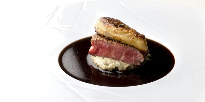 Menu Rossini ～ムニュ ロッシーニ～　国産牛フィレ肉とフォワグラを味わえるコースです。