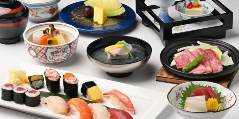 【近江牛＆寿司会席】近江牛陶板焼き、握り寿司など全8品 ＋1ドリンク（平日限定）