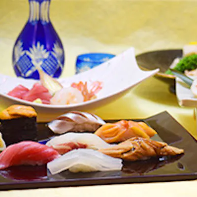 最高の食材と半世紀にわたり磨きぬかれた職人を技をお楽しみください
