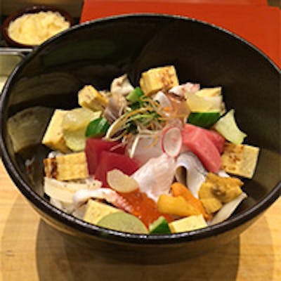 滋味あふれる握り寿しは知る人ぞ知る下関名店の味