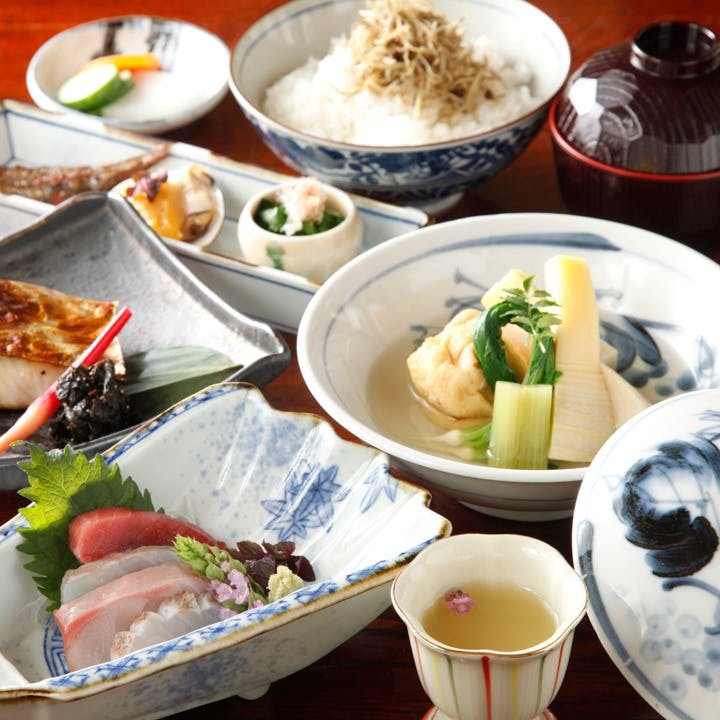 神田新八 新丸ビル店 個室or半個室確約 産地にこだわった魚料理中心の会席コース 新丸ビルで食す贅沢ランチ全7品 ランチ プラン メニュー 一休 Comレストラン 神田新八 新丸ビル店 個室or半個室確約 産地にこだわった魚料理中心の会席コース 新丸ビルで食す贅沢ランチ全7品 ランチ プラン メニュー 一休 Comレストラン