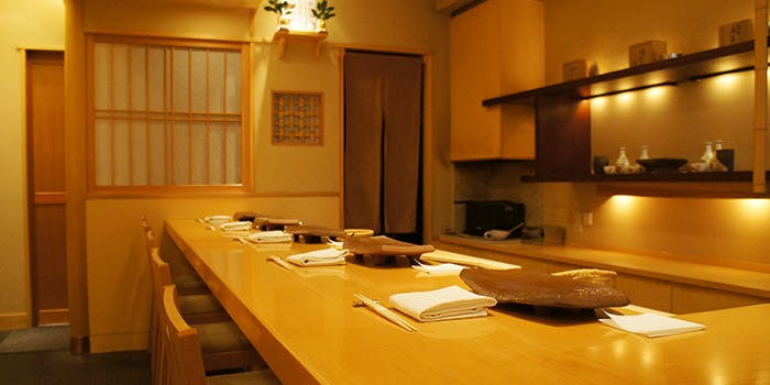 記念日におすすめのレストラン・鮨 かとうの写真1