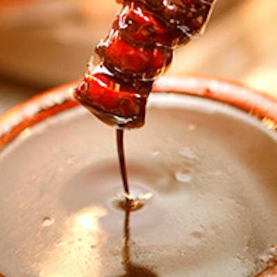 60年伝承のタレが食通を唸らせる極上の焼鳥