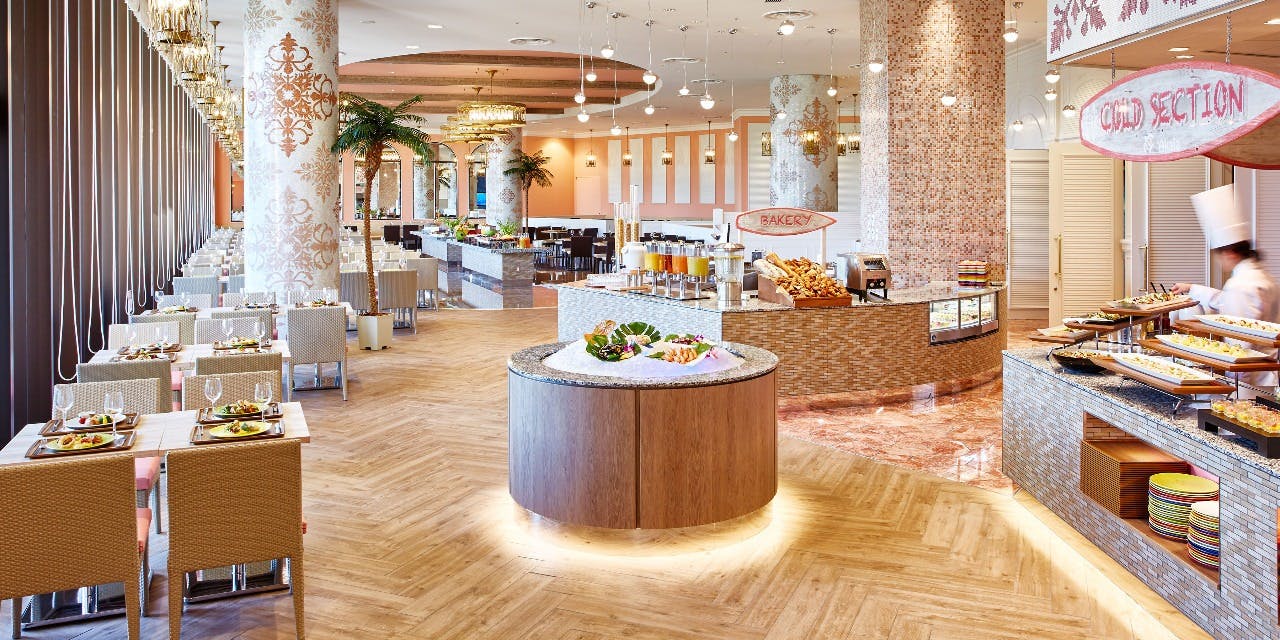 ブッフェダイニング アーカラ（Buffet Dining Akala）