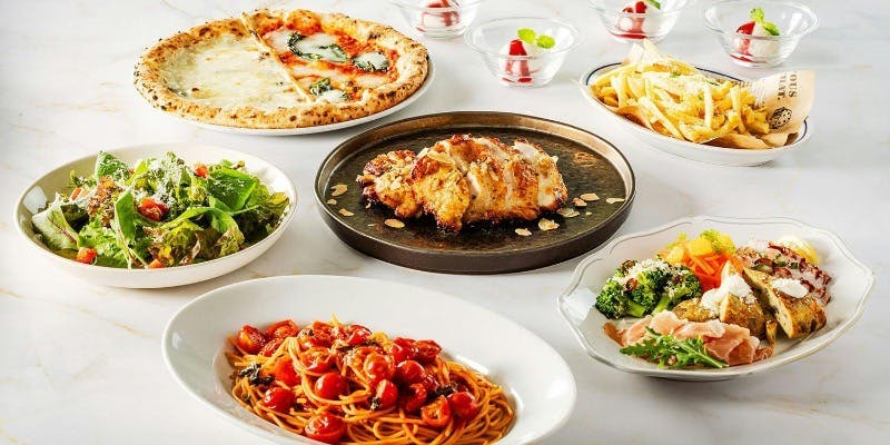 （サルヴァトーレコース）鶏もも肉、マルゲリータ＆4種のチーズピッツァ2種等～全7皿11品＋2時間飲み放題