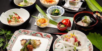 【桐】月替わり季節の献立　全8品 - 日本料理 大和屋 そごう横浜店