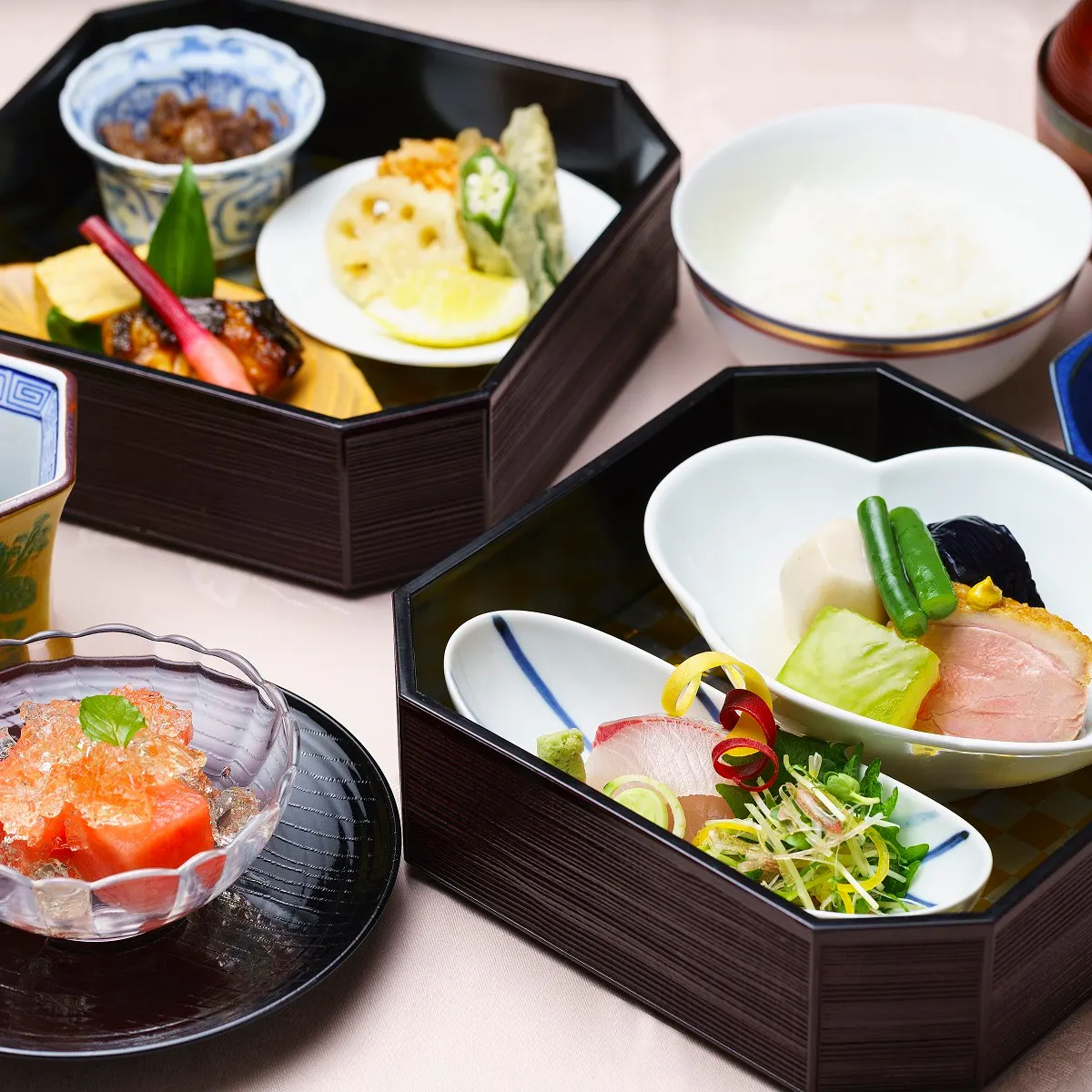 日本料理 大和屋 そごう横浜店 隅切 二段重 スパークリングも選べる1ドリンク テーブル席 平日限定 ランチ プラン メニュー 一休 Comレストラン