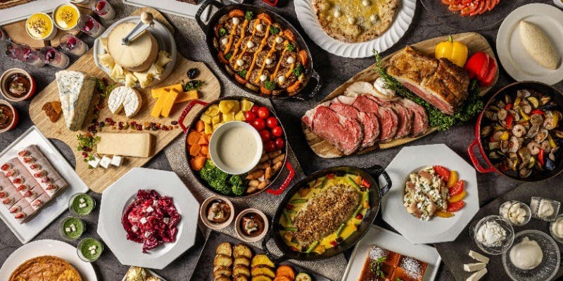 【ビストロXチーズ】国産牛ローストビーフ食べ放題（営業時間内制限なし）