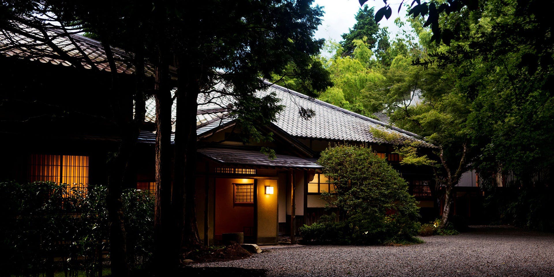 料亭俵石 by箱根リトリート