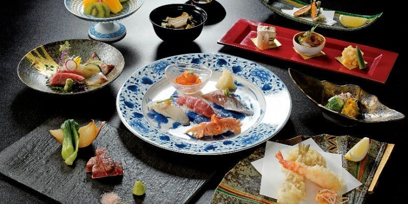 接待・記念日にも　「鮨・天麩羅・鉄板焼」を含む至福の会席コース【雪月花会席】＋選べる1ドリンク