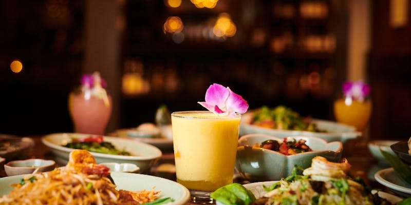 【Xmas2025】シャンパンで乾杯！A5信州牛ローストビーフ含む全10品！自家製デザート3種盛り合わせ