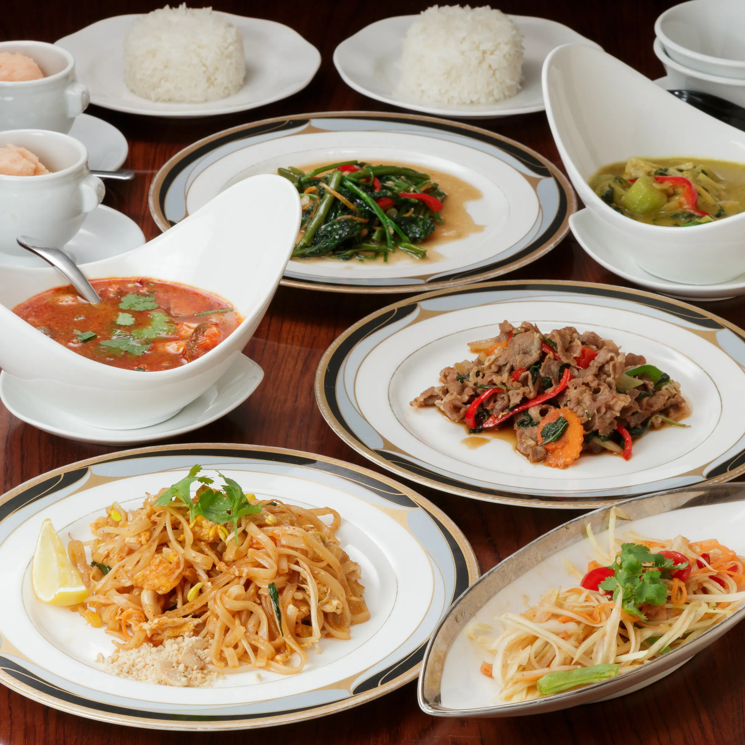 クワンチャイ 神戸三ノ宮店 クワンチャイ コウベサンノミヤテン ザ ビー コウベ ザ ビー神戸 タイ料理 一休 Comレストラン