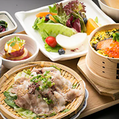 季節ごとに変わる、旬の食材を使ったメニュー