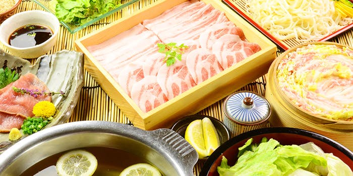 和牛 すき焼き しゃぶしゃぶ 食べ放題 豚匠 なんば邸（【旧店名】豚しゃぶ せいろ蒸し 豚匠）