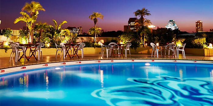 プールサイドダイニング The Terrace ホテルニューオータニ大阪 The Terrace 夜遊びオヤジのビアガーデン ディナー プラン メニュー 一休 Comレストラン