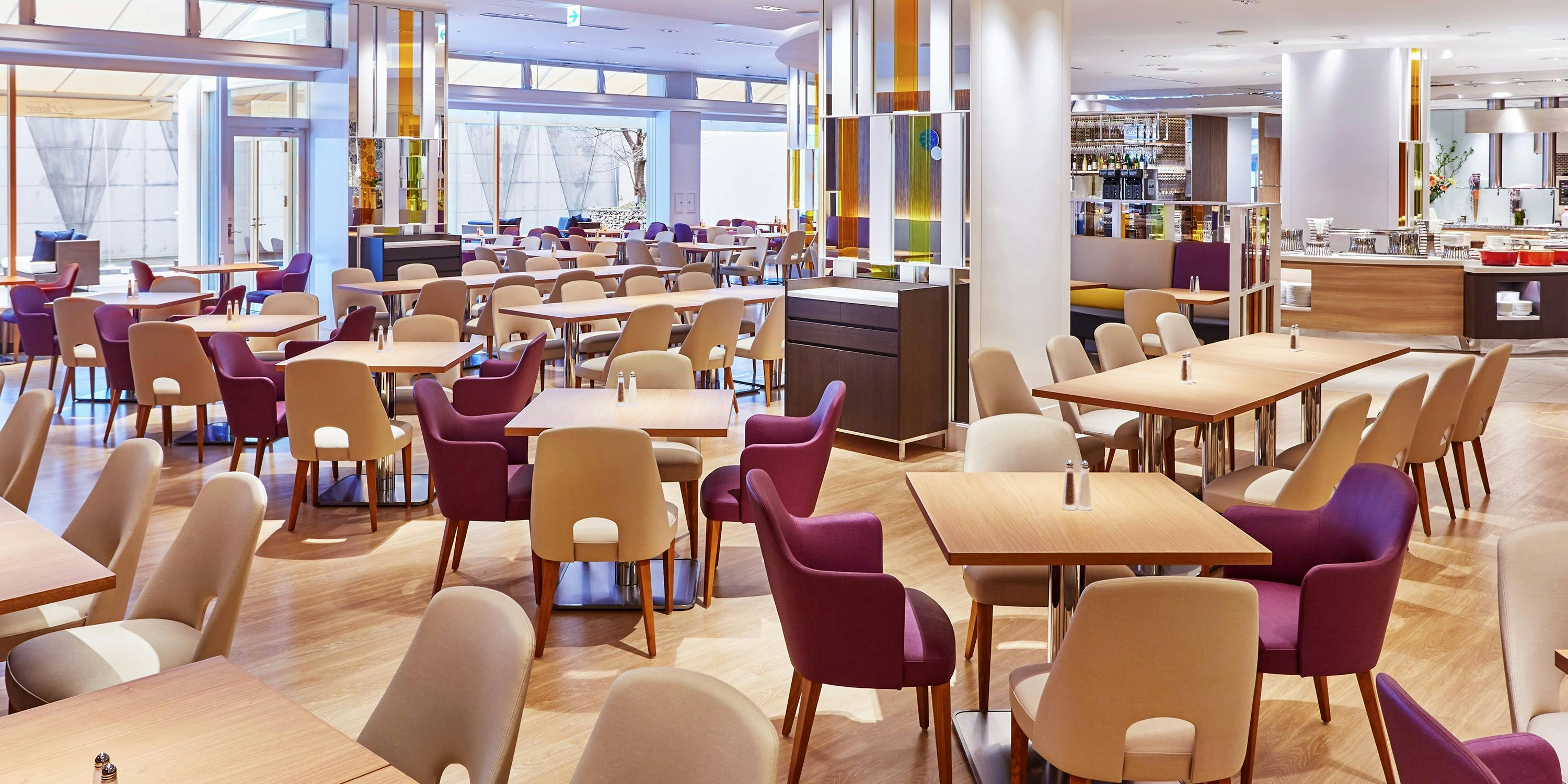 バイキングレストラン「ル・プレジール」／都ホテル 京都八条 - 画像1