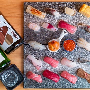 �����ĂȂ� �R�{�X