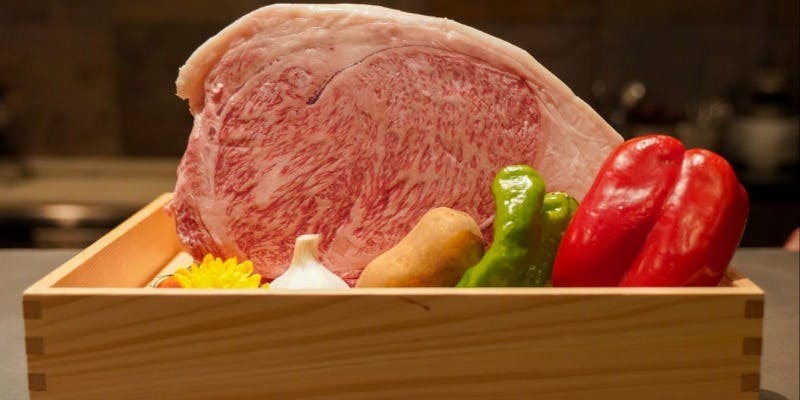 【黒毛和牛サーロインステーキコース】