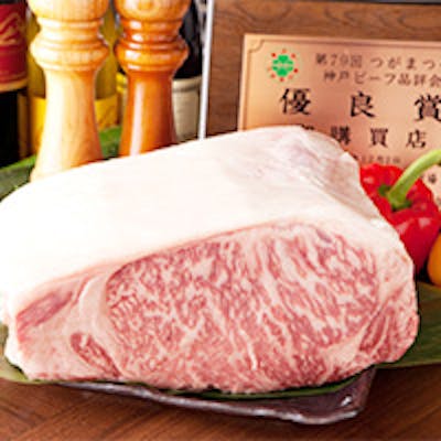 目の前で繰り広げられる演出とこだわりぬいた食材を気軽に楽しめる鉄板焼き