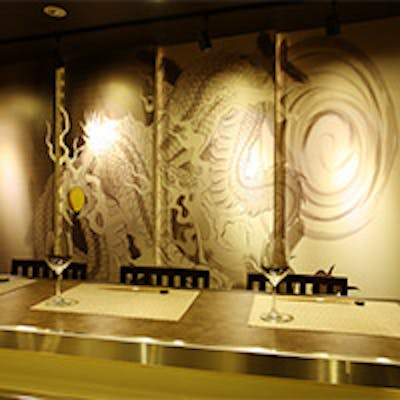 和の店内は落ち着きと安らぎを与える空間、ゆっくりとした時間をお楽しみください