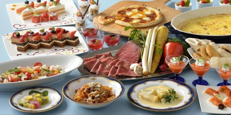 【平日ランチビュッフェ】ローストビーフや寿司、デザートなど