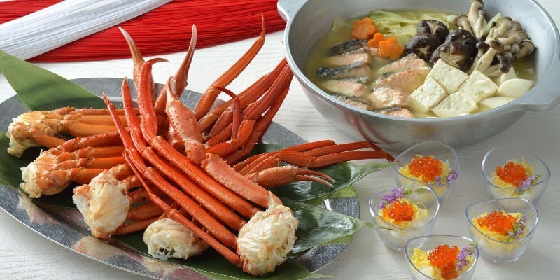 イヤーエンド＆ニューイヤーランチビュッフェ（12/20～1/4）紅ズワイガニ、ローストビーフなど