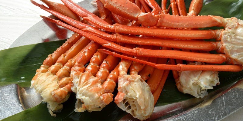 ニューイヤーディナービュッフェ（1/1～1/3）紅ズワイガニ、ローストビーフ、寿司などフリーフロー付き