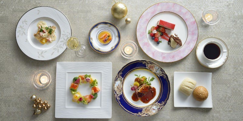 【Xmas2025】オマール海老や国産牛、フォアグラなど全5皿ディナーコース（12/20、24、25＜テーブル席＞）