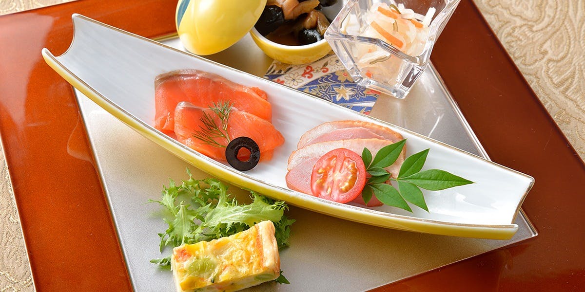 ダイニング＆バー ベイサイド(横浜桜木町ワシントンホテル)（BAYSIDE）