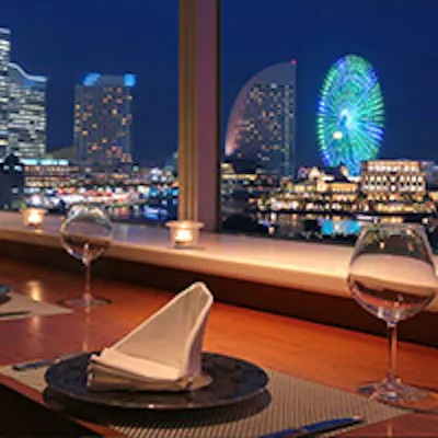 みなとみらいの極上の夜景が最高の時を演出