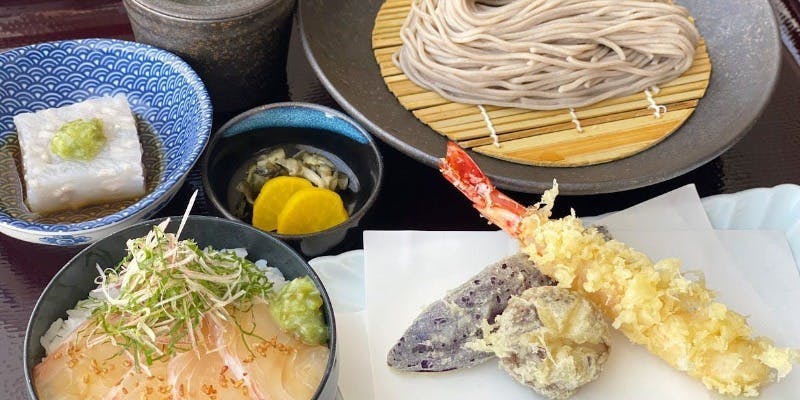 鯛の漬け丼と天麩羅そばセット