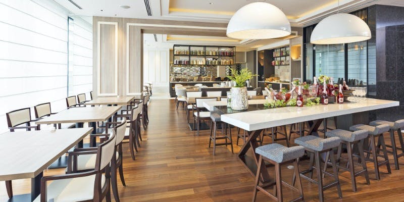 ダイニング サクラ プレミアホテル キャビン プレジデント オオサカ