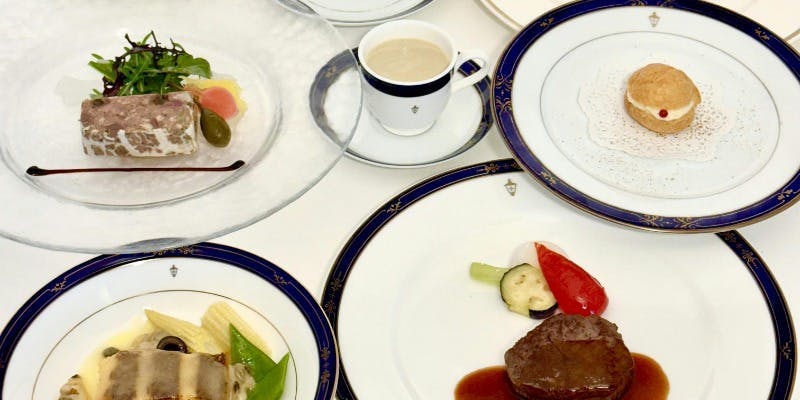 【ガス灯ランチ】魚料理と肉料理をお楽しみいただけるコース　全6品＋乾杯スパークリングワイン