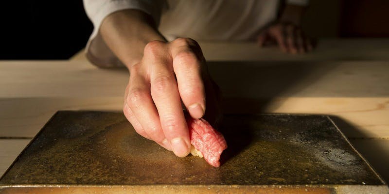 鮨 銀座おのでら【唯一無二の鮨コース】