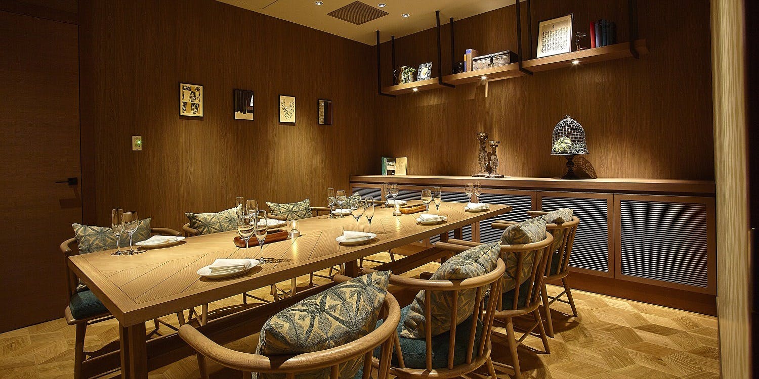 フォレストキッチン ウィズ アウトドア リビング（FOREST KITCHEN with Outdoor Living）