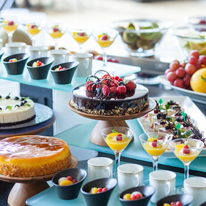 Garden Dining グランドニッコー東京 台場 記念日ランチブッフェ メッセージ付きデザートプレート 記念写真付き ランチ プラン メニュー 一休 Comレストラン Garden Dining グランドニッコー東京 台場 記念日ランチブッフェ メッセージ付きデザートプレート 記念写真付き ランチ プラン メニュー 一休 Comレストラン